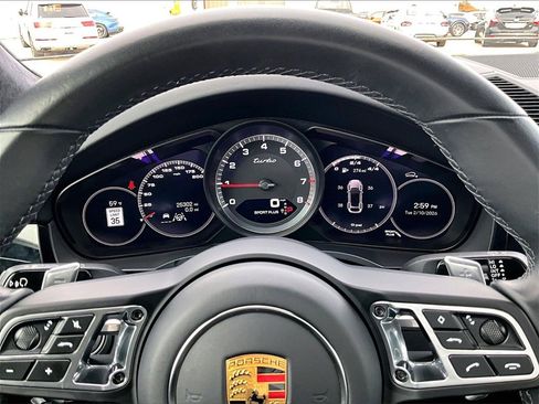 Used 2023 Porsche Cayenne Turbo image 25
