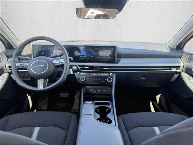 Used 2025 Hyundai Sonata SEL FWD image 14
