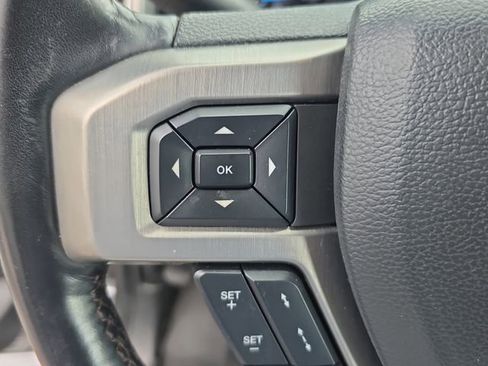 Used 2022 Ford F250 Platinum w/ FX4 Off-Road Package image 23