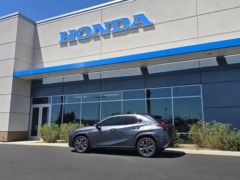 Used 2025 Lexus UX 300h FWD w/ Accessory Package (Z2) image 20