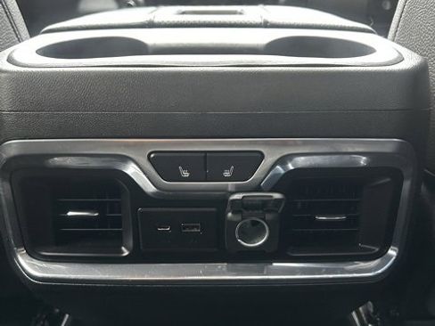 Used 2019 GMC Sierra 1500 Denali w/ Denali Ultimate Package image 23