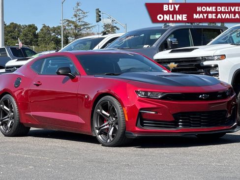 Used 2022 Chevrolet Camaro SS RWD image 1