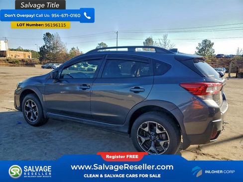 Used 2020 Subaru Crosstrek 2.0i Premium w/ Moonroof Package 2 AWD/4WD image 3