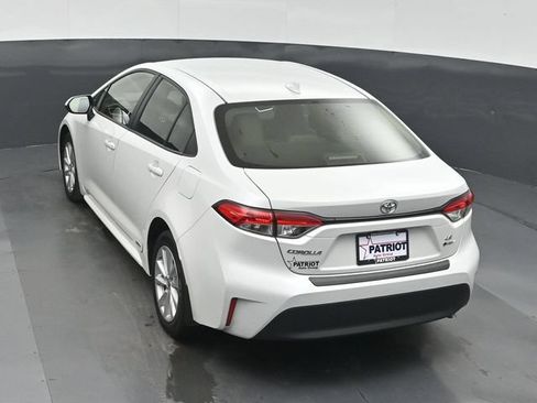 Used 2026 Toyota Corolla LE w/ LE Premium Package AWD/4WD image 37