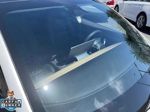 Used 2022 Tesla Model 3 Long Range AWD/4WD image 75