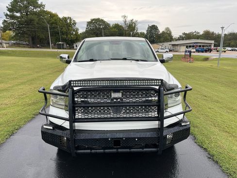 Used 2014 RAM 1500 Laramie w/ Convenience Group image 3
