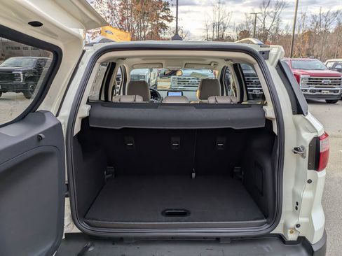 Used 2021 Ford EcoSport Titanium image 34