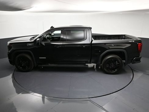 Used 2025 GMC Sierra 1500 Elevation AWD/4WD image 16