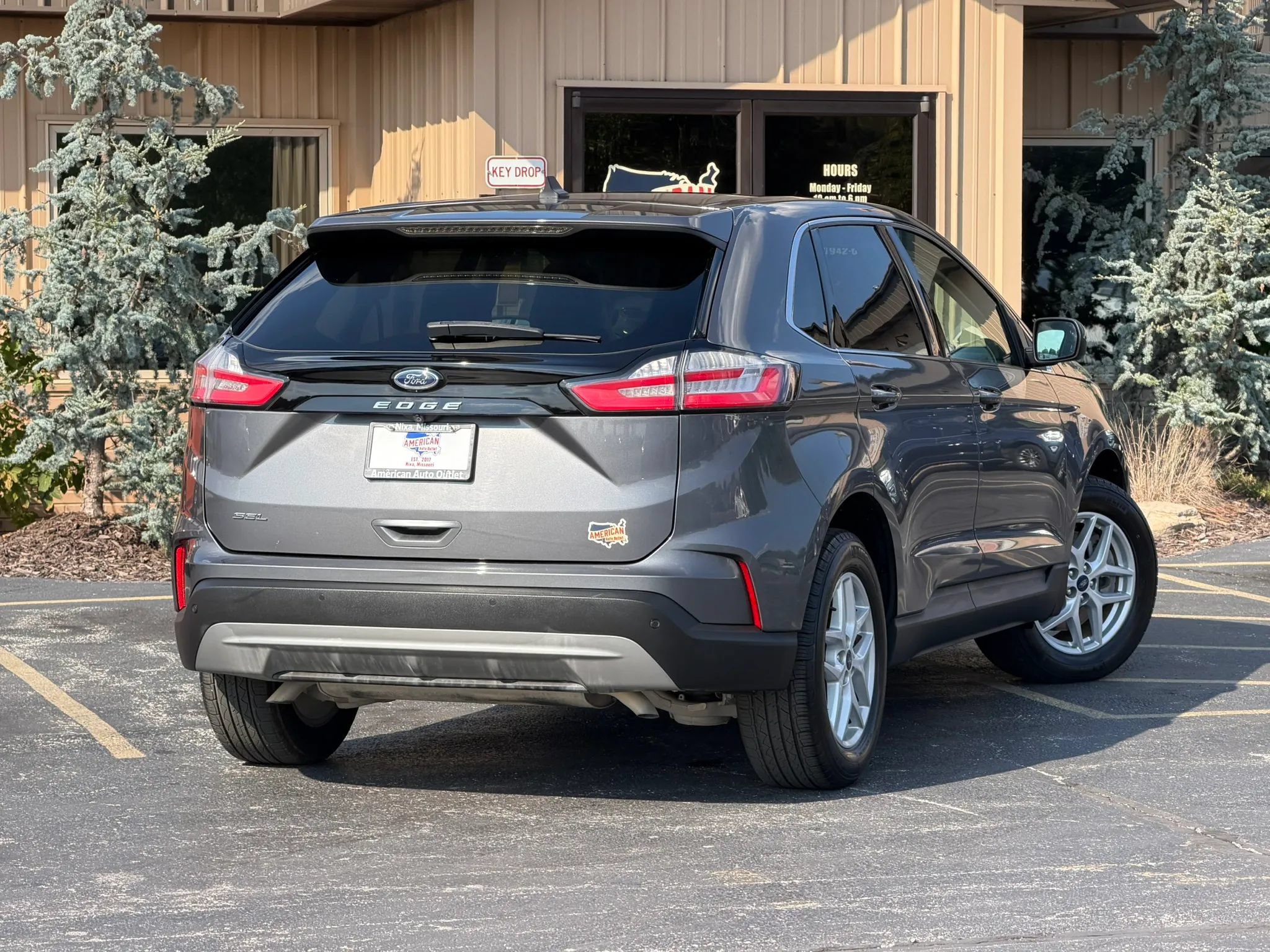 Used 2021 Ford Edge SEL FWD image 46