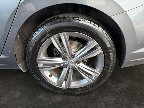Used 2019 Volkswagen Jetta R-Line FWD image 42