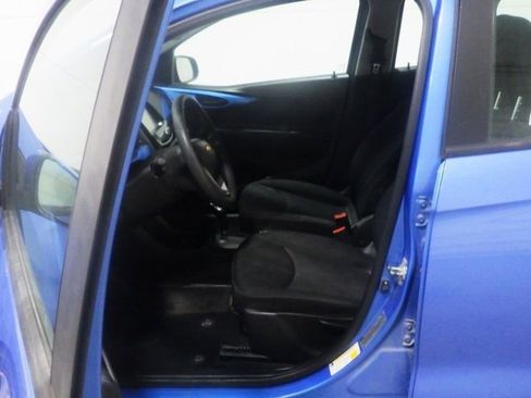 Used 2018 Chevrolet Spark LT FWD image 8