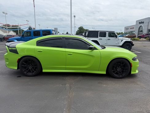 Used 2023 Dodge Charger Scat Pack w/ Daytona Edition Group RWD image 2