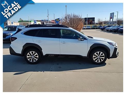Certified 2024 Subaru Outback Premium image 7