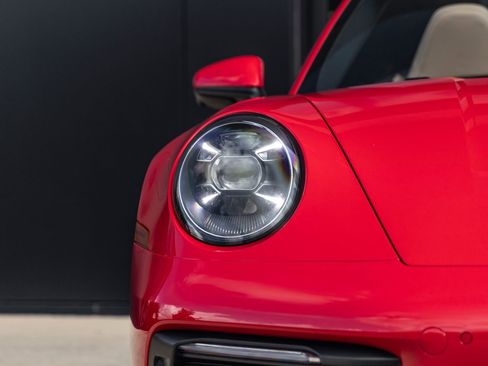 Certified 2021 Porsche 911 Carrera 4S image 20