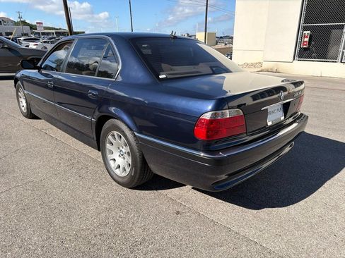 Used 2001 BMW 740iL RWD image 3