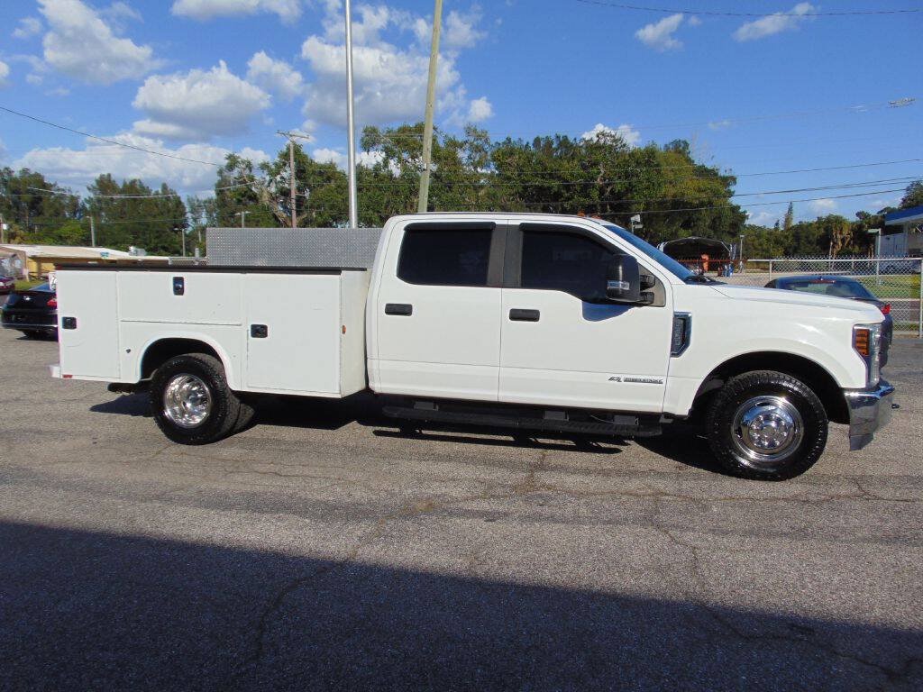 Used 2019 Ford F350 XL w/ Power Equipment Group RWD image 14