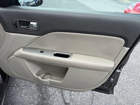 Used 2012 Ford Fusion SEL FWD image 20