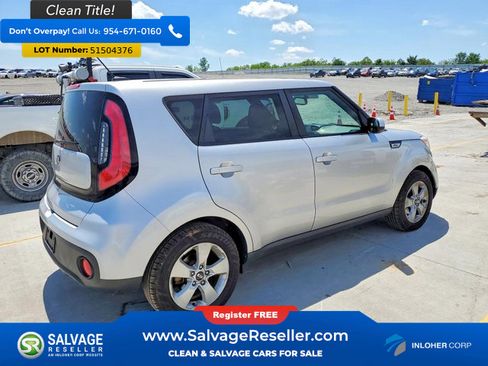 Used 2017 Kia Soul FWD image 4