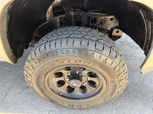 Used 2002 Chevrolet Tahoe LT AWD/4WD image 20