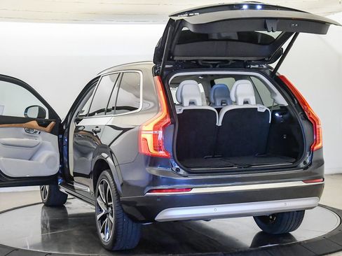 Used 2022 Volvo XC90 T8 Inscription Expression w/ Advanced Package AWD/4WD image 27