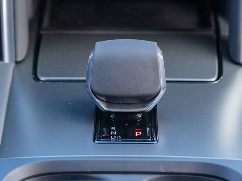 Used 2025 Land Rover Discovery Sport S AWD/4WD image 18