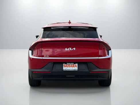 Used 2024 Kia EV6 Light RWD image 5