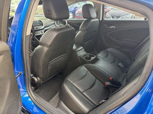 Used 2017 Chevrolet Volt Premier w/ Driver Confidence II Package image 12