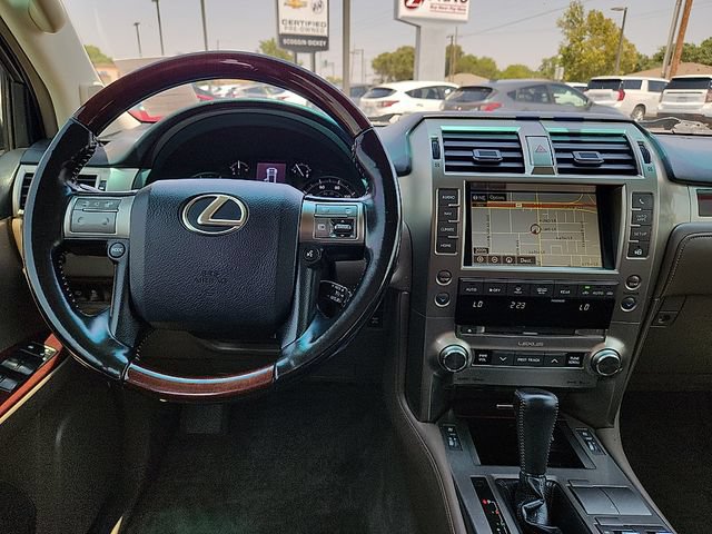 Used 2018 Lexus GX 460 Premium w/ Premium Package AWD/4WD image 10