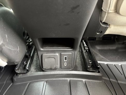 Used 2024 Buick Encore GX Avenir w/ Avenir Convenience Package image 19