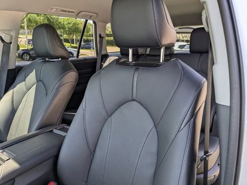 Used 2024 Toyota Grand Highlander FWD image 27