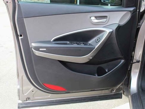 Used 2017 Hyundai Santa Fe Sport AWD/4WD image 11