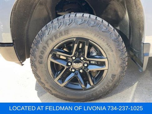 Used 2024 Chevrolet Silverado 1500 LT Trail Boss w/ Convenience Package II AWD/4WD image 5