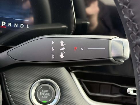 New 2026 Chevrolet Equinox LT w/ Convenience Package II image 16