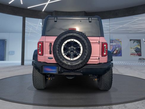 Used 2023 Ford Bronco Badlands w/ Sasquatch Package image 5