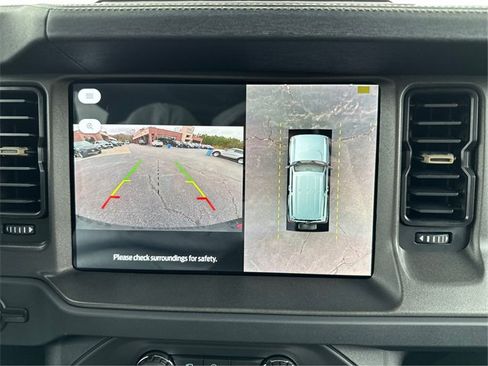 New 2025 Ford Bronco Badlands image 23