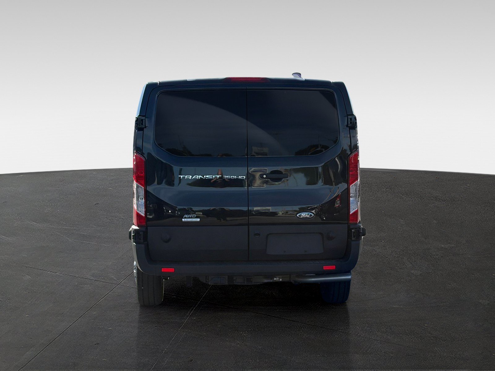 Used 2025 Ford Transit 350 148 Low Roof AWD w/ Exterior Upgrade Package image 6
