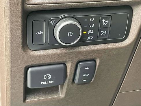 Certified 2021 Ford F150 King Ranch w/ Equipment Group 601A High image 19