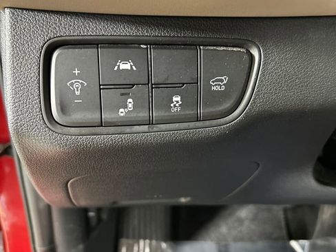 Used 2020 Hyundai Santa Fe Limited image 21