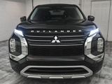 Used 2024 Mitsubishi Outlander SE Black Edition image 2