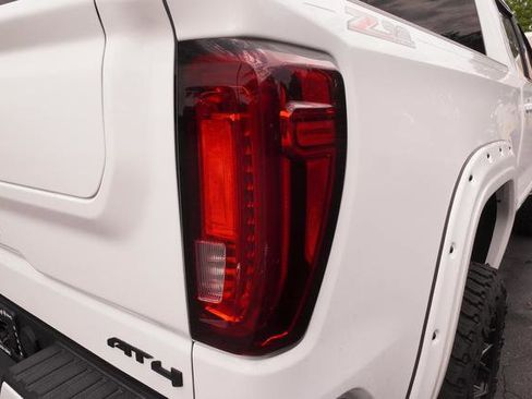 Used 2023 GMC Sierra 1500 AT4 w/ AT4 Premium Package AWD/4WD image 36