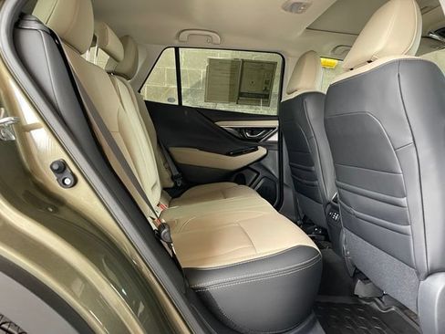 Used 2025 Subaru Outback Limited AWD/4WD image 24
