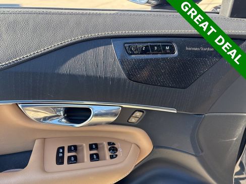 Used 2022 Volvo XC90 T6 Inscription w/ Advanced Package image 16