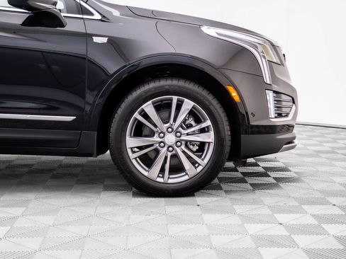 New 2025 Cadillac XT5 Premium Luxury w/ Technology Package image 32