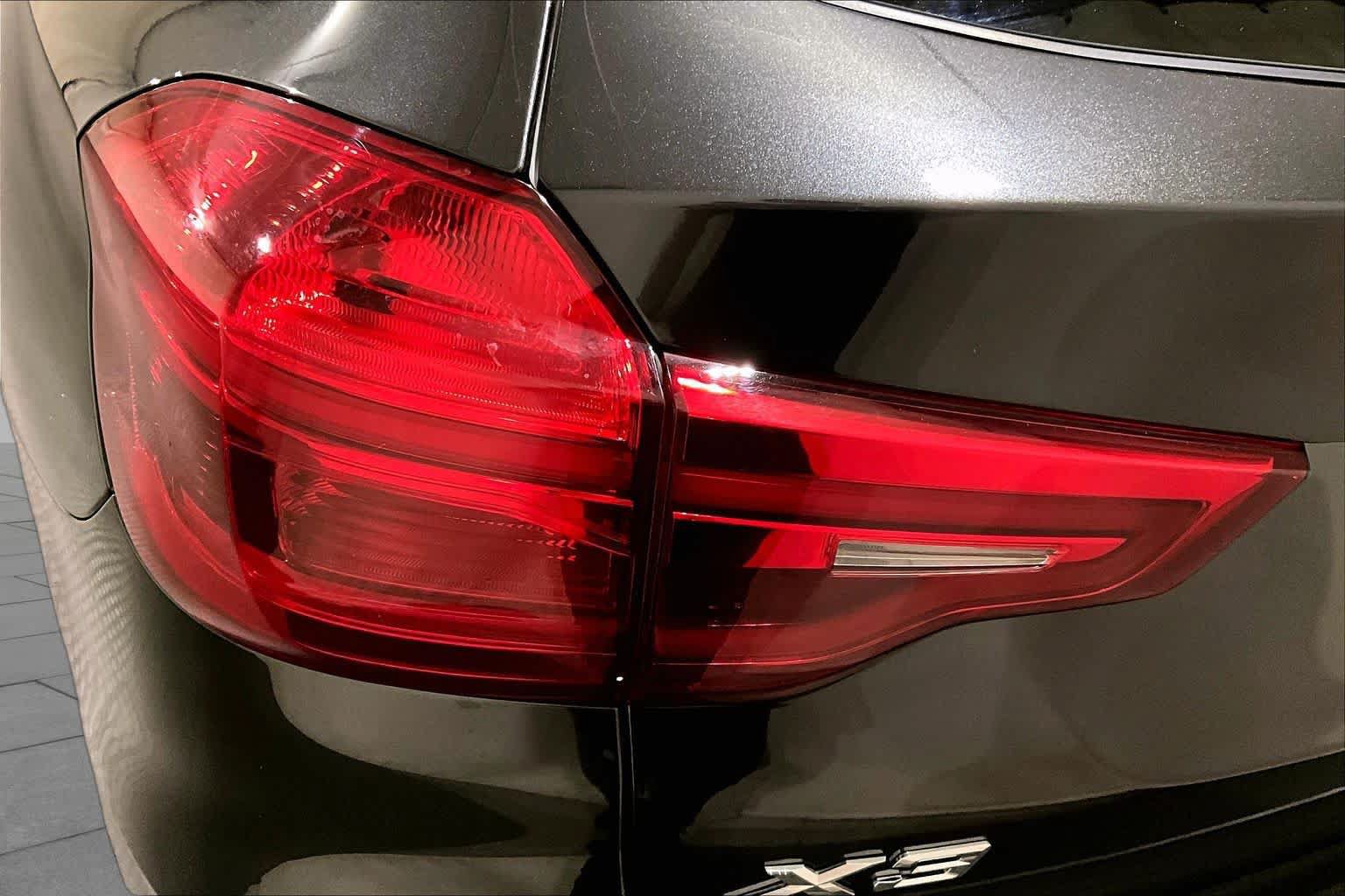 Used 2019 BMW X3 xDrive30i w/ Driving Assistance Package AWD/4WD image 27