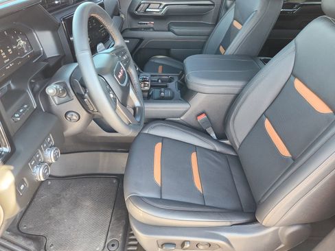 Used 2025 GMC Sierra 1500 AT4 w/ AT4 Premium Package image 16