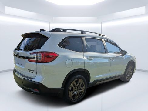 Certified 2025 Subaru Ascent Bronze Edition w/ Popular Package #2 AWD/4WD image 11