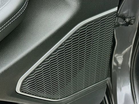 Certified 2022 Jeep Grand Cherokee Laredo w/ Luxury Tech Group I image 29