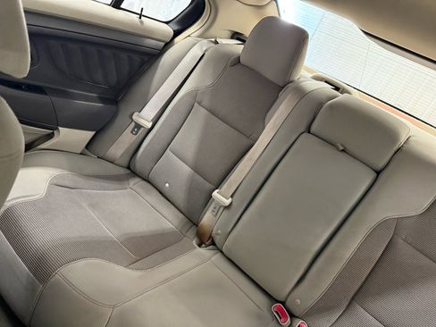 Used 2010 Ford Taurus SEL image 50