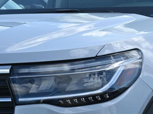 New 2026 Ford Explorer Active RWD image 26