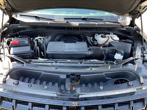 Used 2025 Chevrolet Tahoe Z71 AWD/4WD image 30